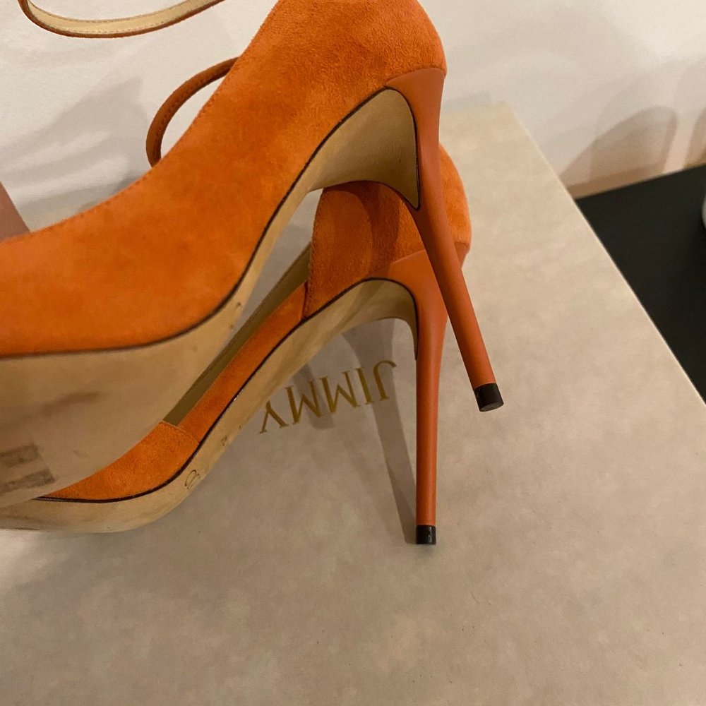 Jimmy Choo Lucy Heel - Picture 4 of 10